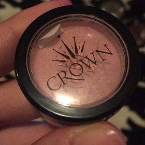 Crown mineral eyeshadow new and sealed